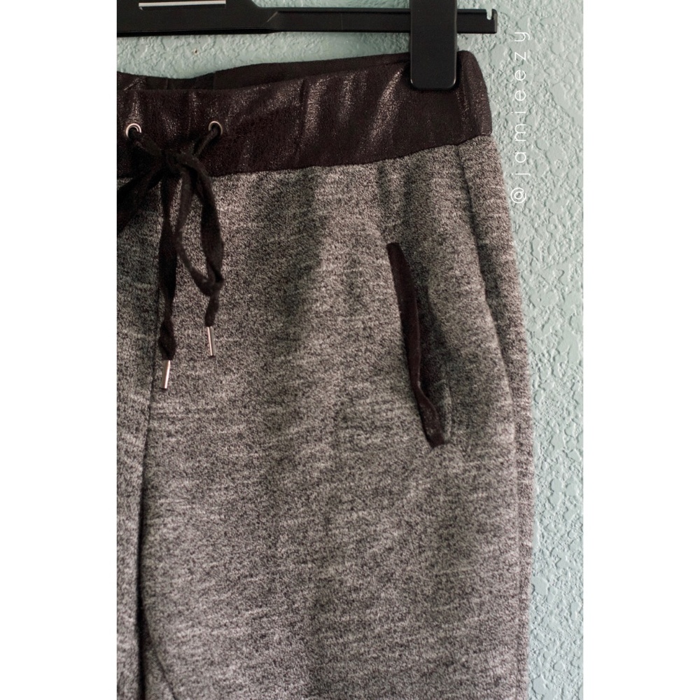Forever 21 | Faux Leather Waist Marled Joggers - Picture 3 of 7